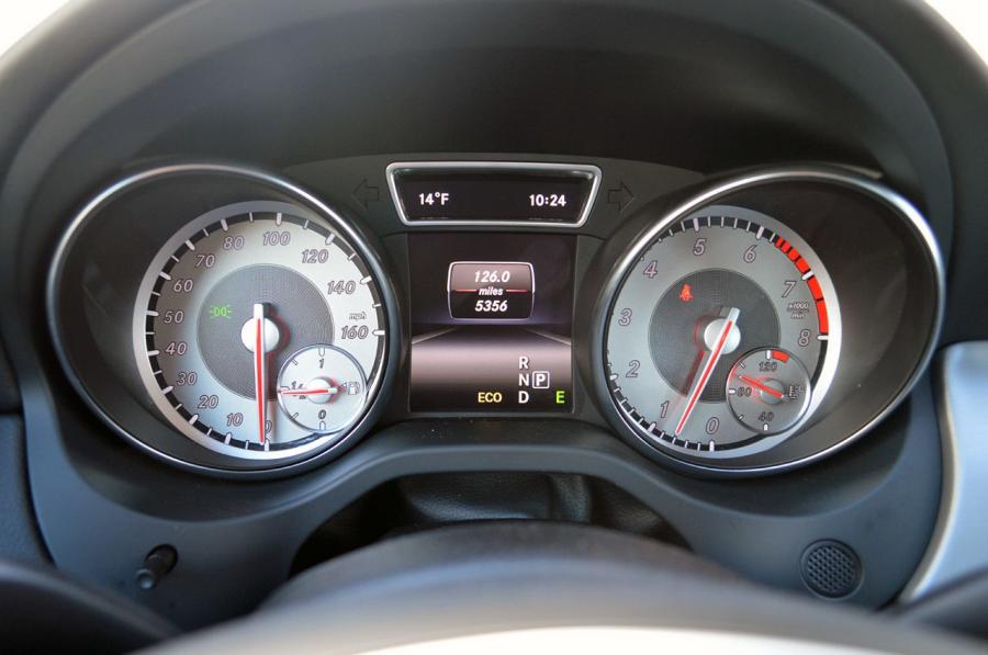  Mercedes-Benz CLA250 2014 года  (фото 49 из 69)